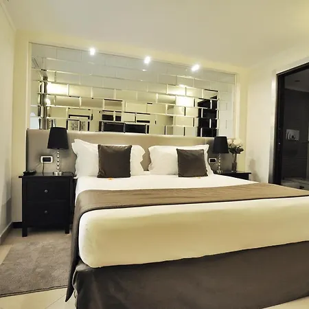 The Royals Experience Bed & Breakfast 2*