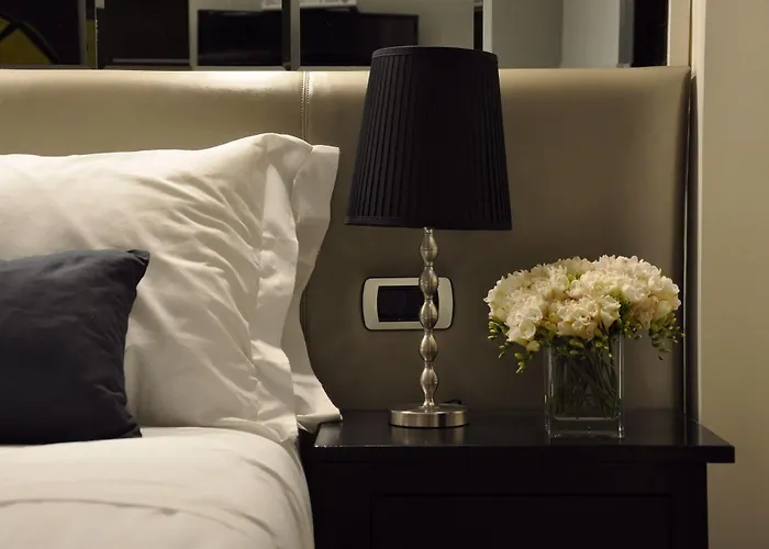 The Royals Experience Nápoles