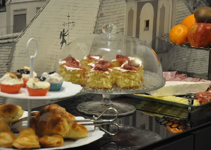 The Royals Experience 2*