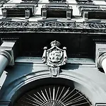 The Royals Experience B&B 2*