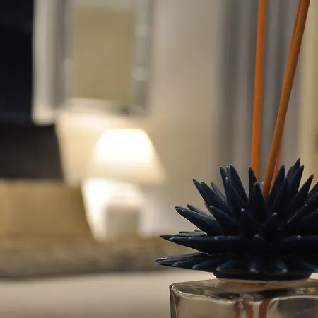 The Royals Experience Oda ve Kahvaltı 2*