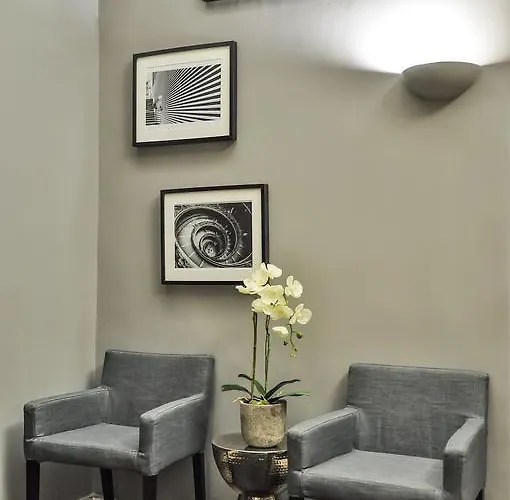 The Royals Experience B&B