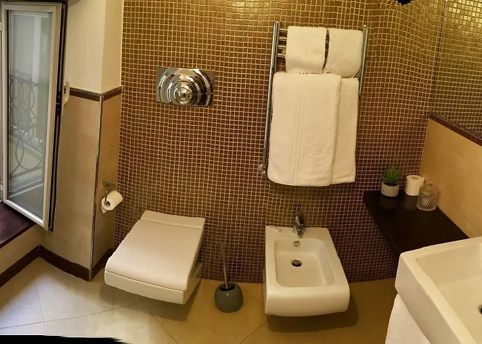 The Royals Experience 나폴리