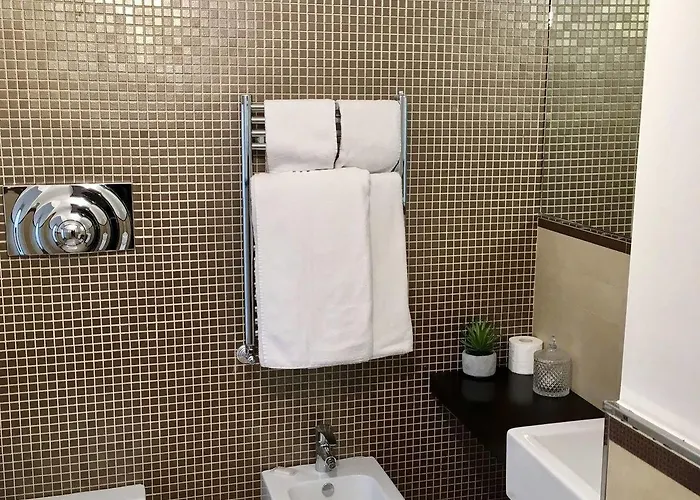 The Royals Experience B&B 2*